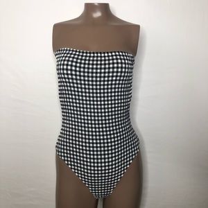 SOLID & STRIPED Swim - Solid & Striped Madeline Gingham Bandeau Swimsuit SOLID & STRIPED Swim - Solid & Striped Madeline Gingham Bandeau Swimsuit